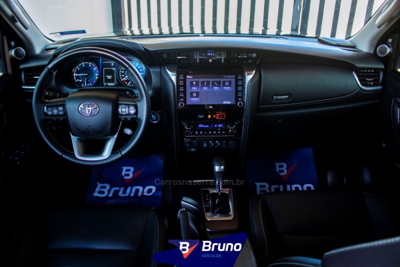 HILUX SW4 2.8 SRX 4X4 7 LUGARES 16V TURBO INTERCOOLER DIESEL 4P AUTOMÁTICO - 2022 - PALMEIRA DAS MISSõES