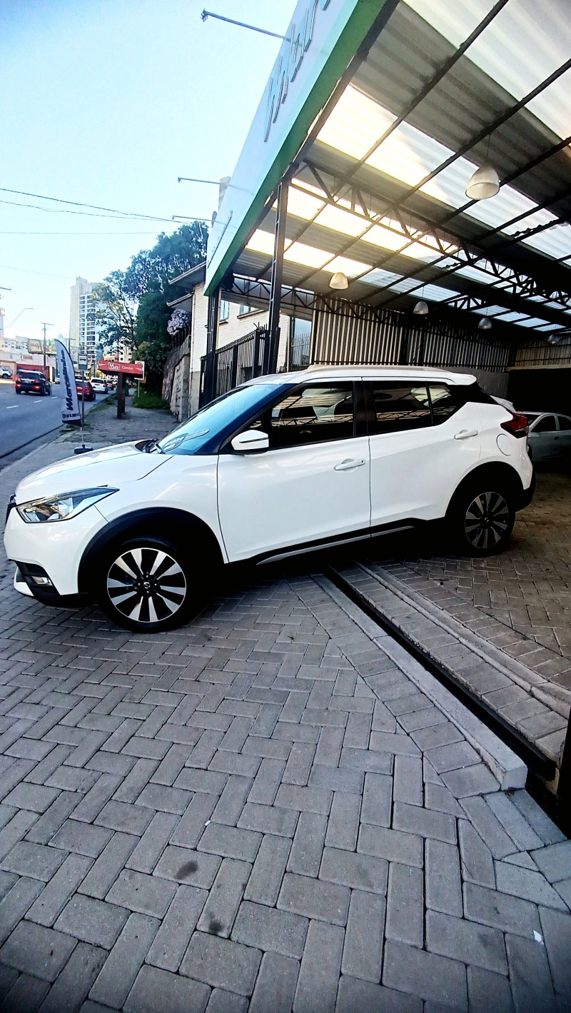 KICKS 1.6 16V FLEX SV PACK PLUS 4P XTRONIC - 2018 - CAXIAS DO SUL
