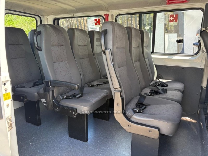 BOXER 2.3 HDI 330 16 LUGARES 16V TURBO DIESEL INTERCOOLER 4P MANUAL - 2013 - CAXIAS DO SUL