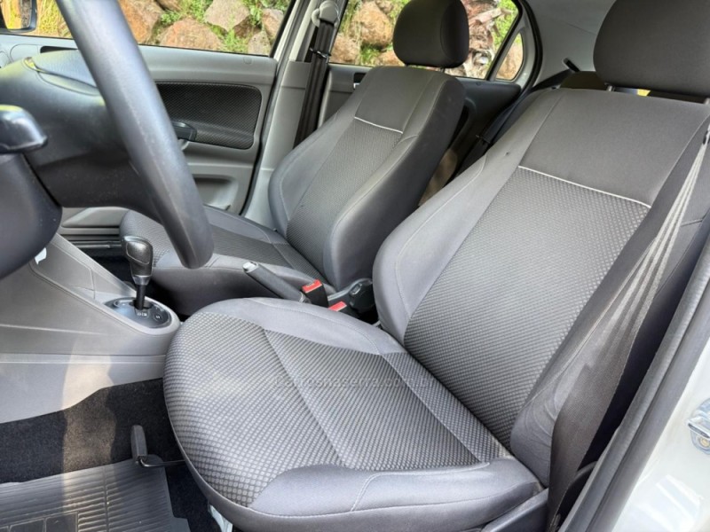 GOL 1.6 MI COMFORTLINE 8V FLEX 4P AUTOMATIZADO - 2017 - IVOTI