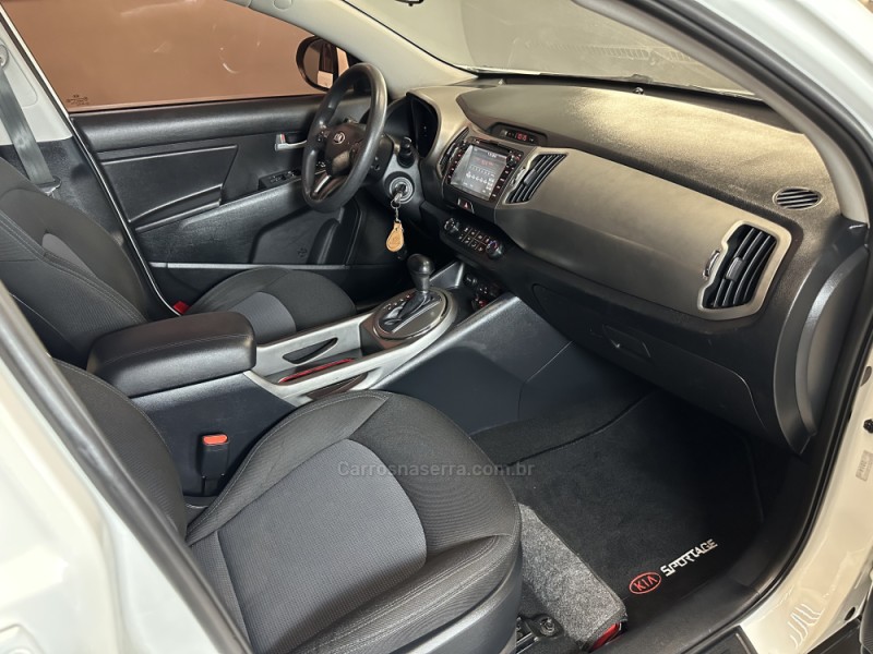 SPORTAGE 2.0 LX 4X2 16V GASOLINA 4P AUTOMÁTICO - 2015 - SAPIRANGA