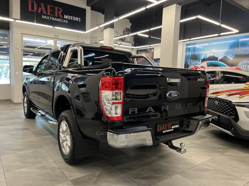 RANGER 2.5 XLT 4X2 CD 16V FLEX 4P MANUAL - 2015 - NOVO HAMBURGO