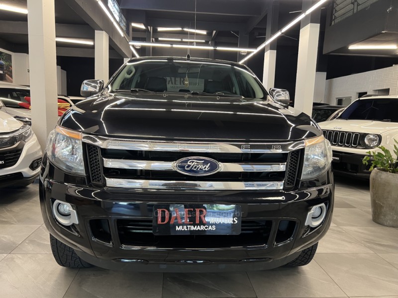 RANGER 2.5 XLT 4X2 CD 16V FLEX 4P MANUAL - 2015 - NOVO HAMBURGO