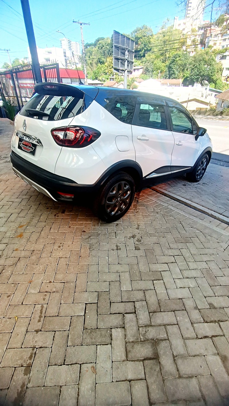 CAPTUR 1.6 16V SCE FLEX ZEN MANUAL - 2018 - CAXIAS DO SUL