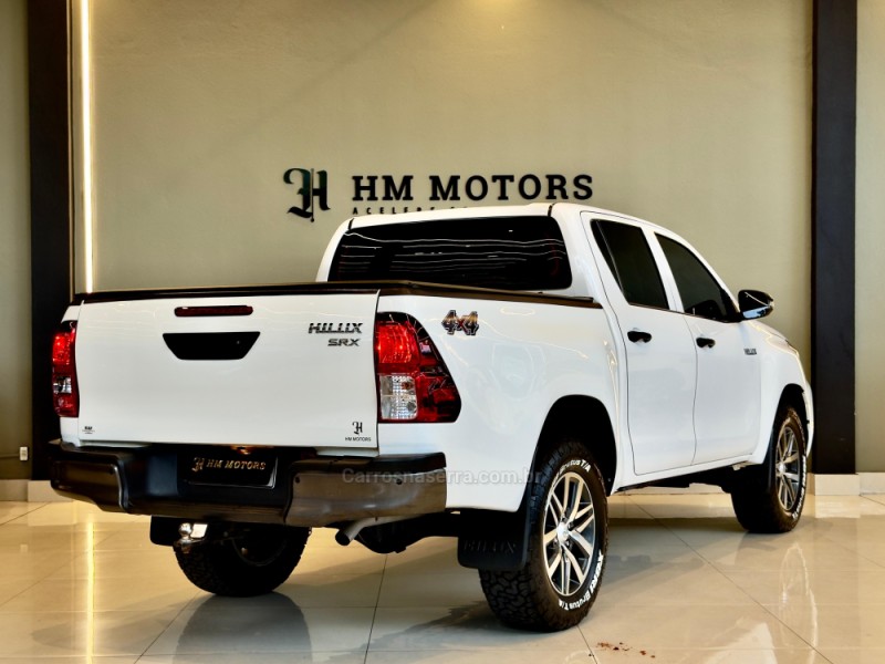 HILUX 2.8 4X4 CD 8V DIESEL 4P MANUAL - 2021 - CAXIAS DO SUL