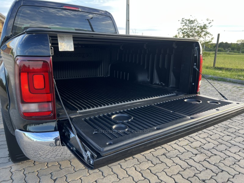 AMAROK 3.0 V6 TDI HIGHLINE CD DIESEL 4MOTION AUTOMÁTICO - 2020 - ANTôNIO PRADO