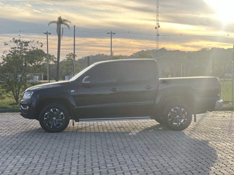 AMAROK 3.0 V6 TDI HIGHLINE CD DIESEL 4MOTION AUTOMÁTICO - 2020 - ANTôNIO PRADO