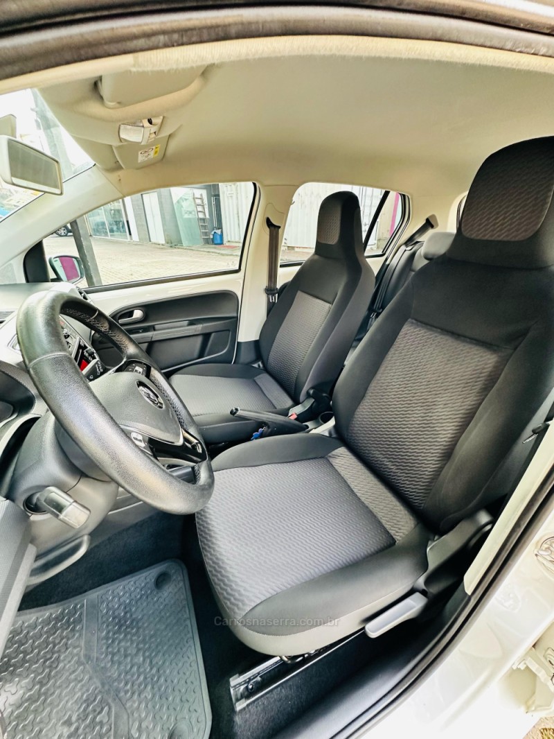 UP 1.0 TSI MOVE UP 12V FLEX 4P MANUAL - 2019 - TAPEJARA