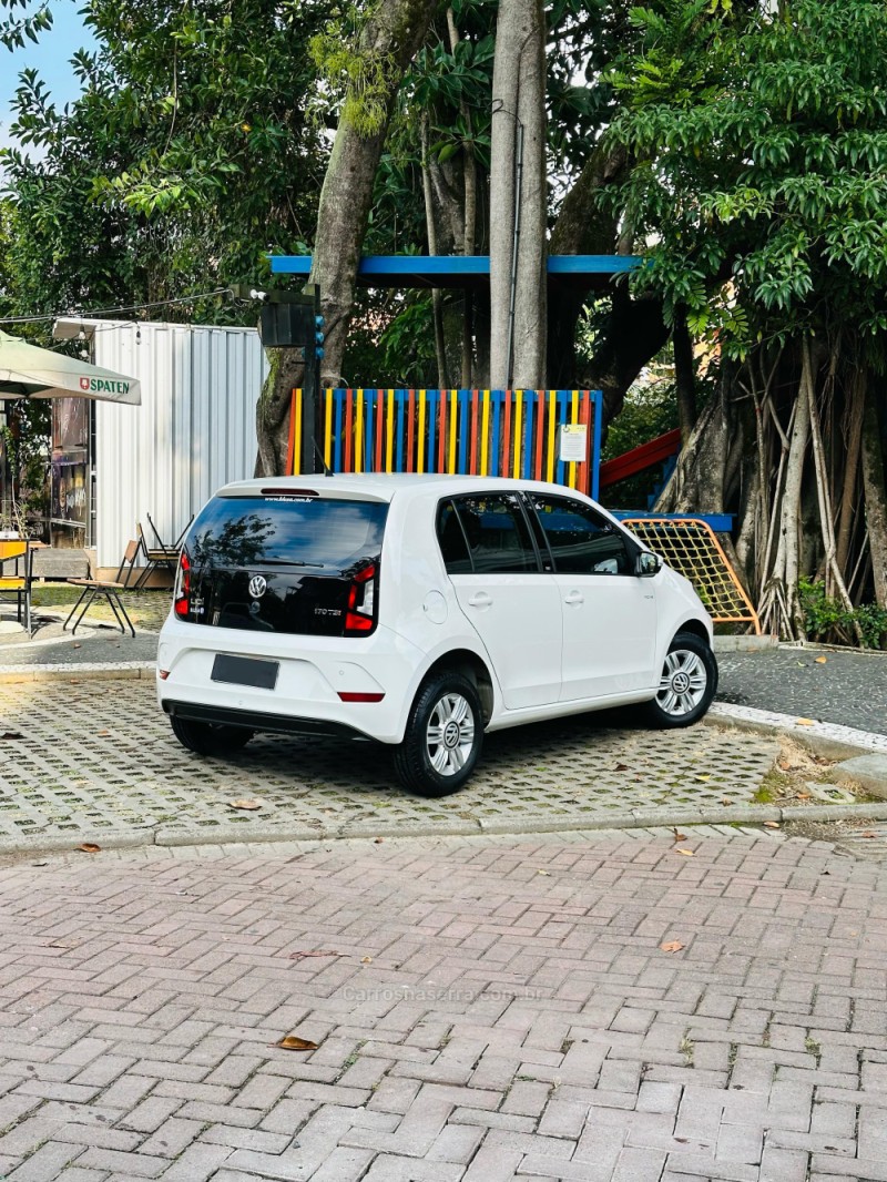 UP 1.0 TSI MOVE UP 12V FLEX 4P MANUAL - 2019 - TAPEJARA
