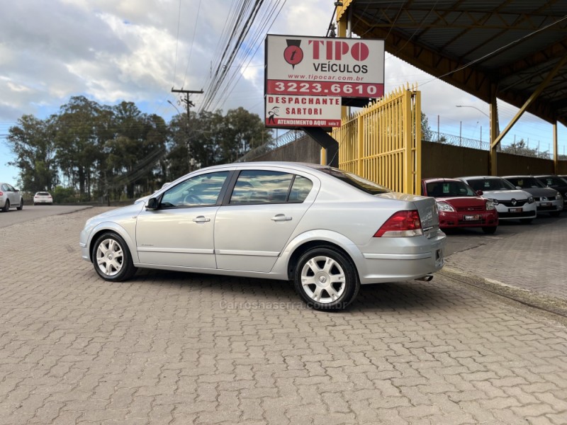 VECTRA 2.0 MPFI ELEGANCE 8V 140CV FLEX 4P MANUAL - 2008 - CAXIAS DO SUL