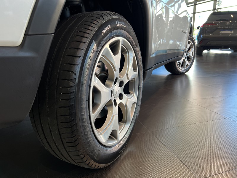 COMPASS 2.0 16V DIESEL LONGITUDE 4X4 AUTOMÁTICO - 2021 - FARROUPILHA