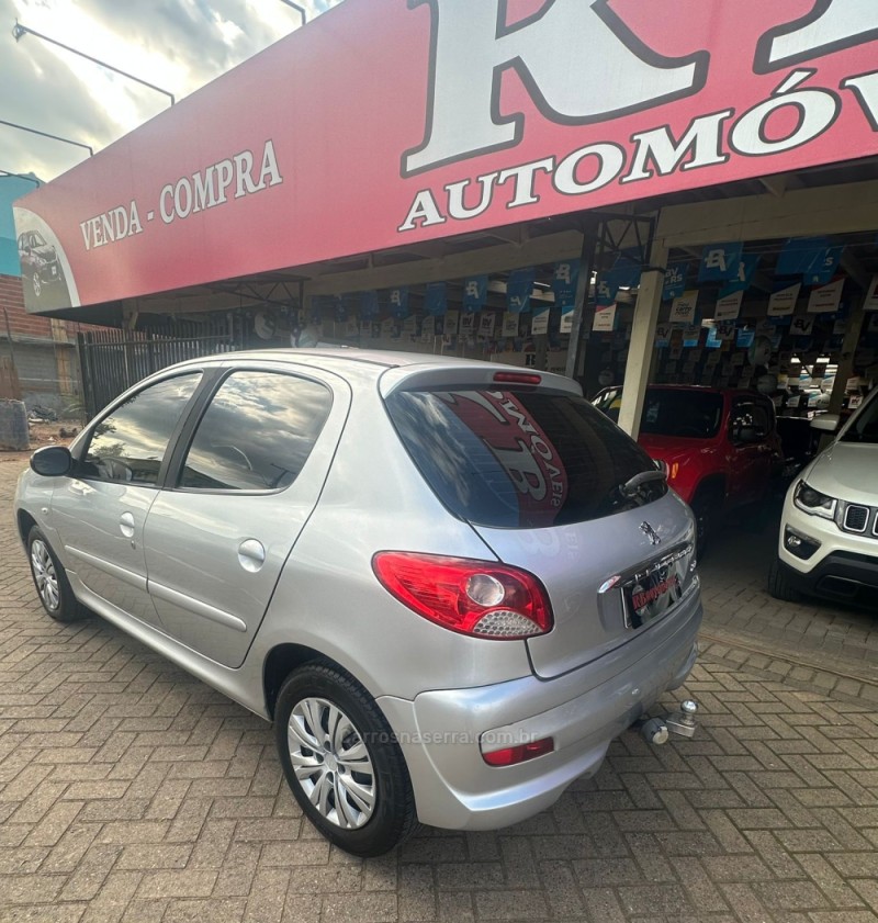 207 1.4 XR 8V FLEX 4P MANUAL - 2012 - PAROBé