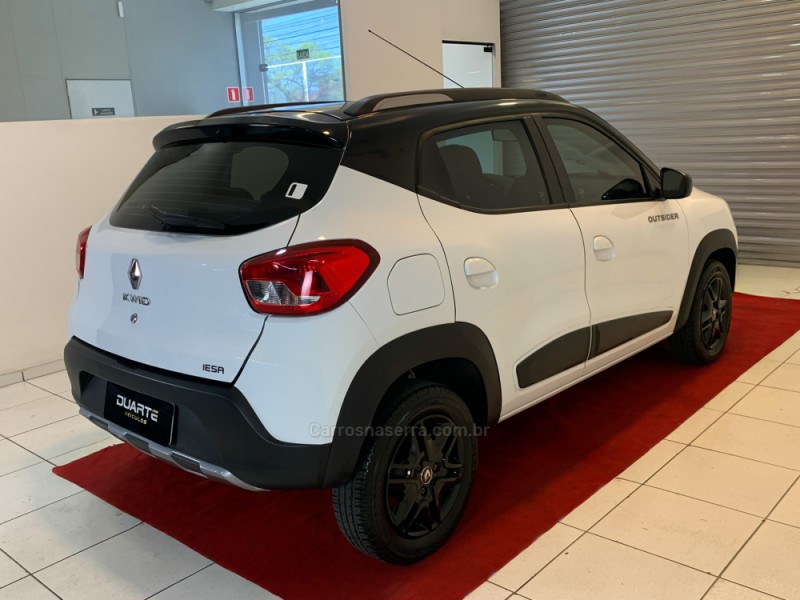 KWID 1.0 12V OUTSIDER FLEX 4P MANUAL - 2022 - PORTO ALEGRE