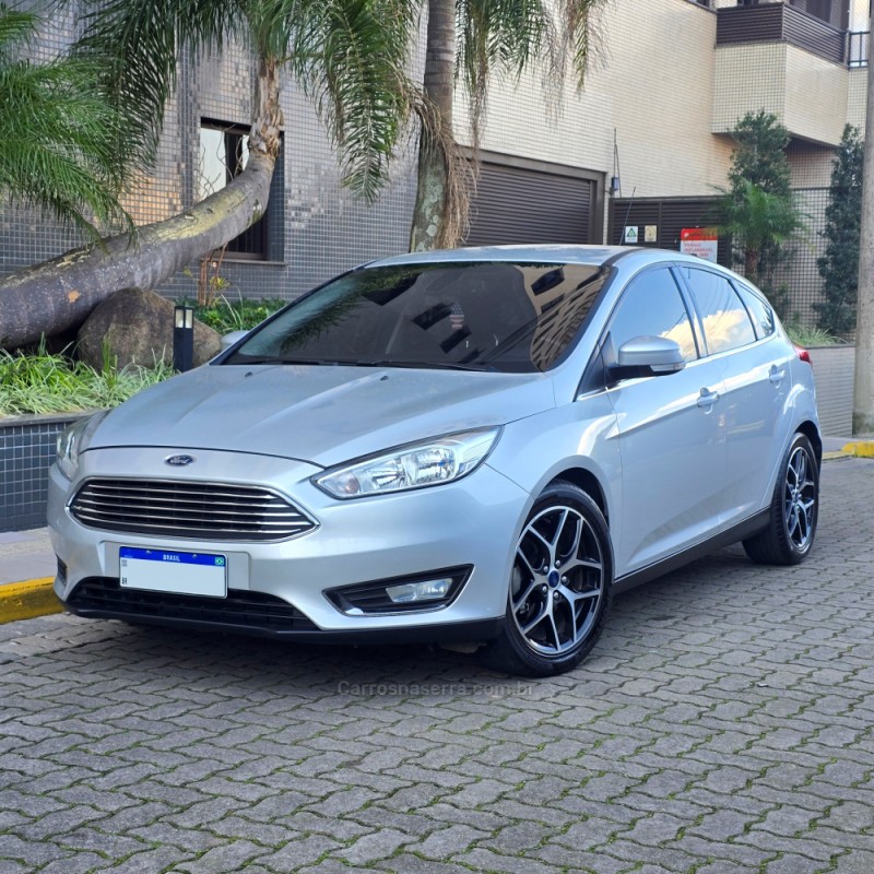 FOCUS 2.0 TITANIUM 16V FLEX 4P AUTOMÁTICO