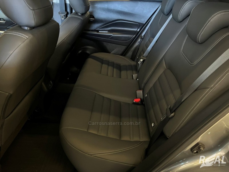 KICKS 1.6 ADVANCE 16V PLUS CVT FLEX 4P AUTOMÁTICO - 2025 - SAPIRANGA