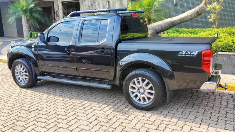FRONTIER 2.5 SL 10 ANOS 4X4 CD TURBO ELETRONIC DIESEL 4P AUTOMÁTICO - 2013 - BENTO GONçALVES