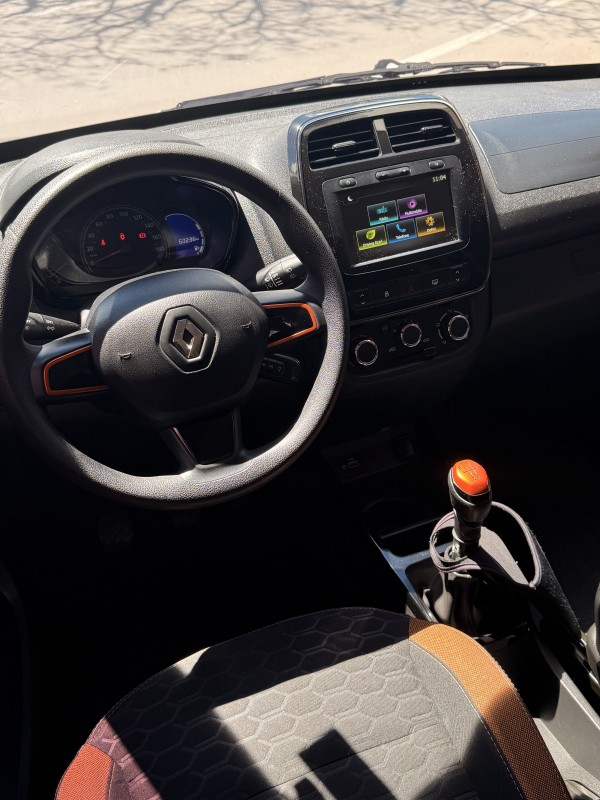 KWID 1.0 12V OUTSIDER FLEX 4P MANUAL - 2022 - FARROUPILHA