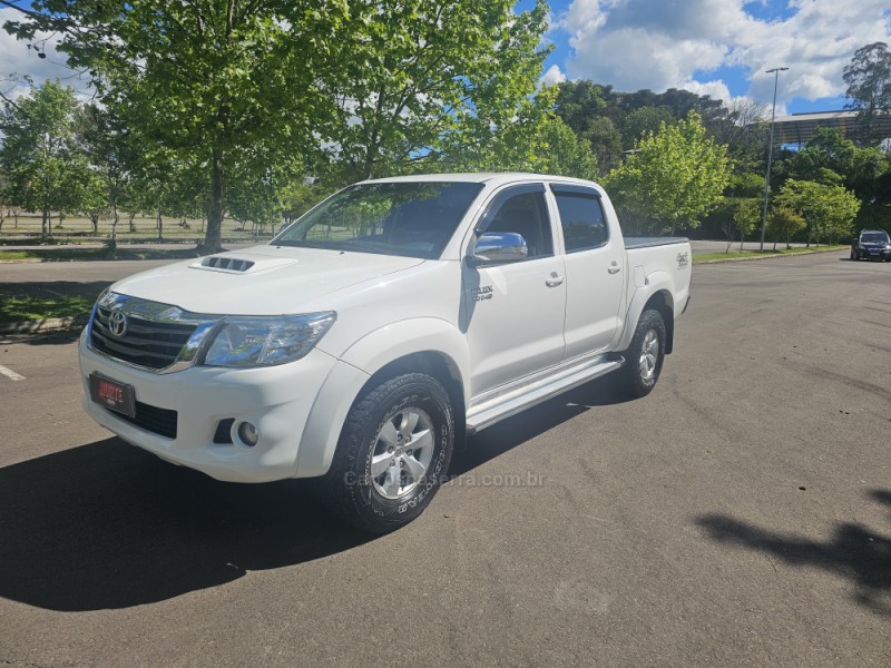 HILUX 3.0 8V SRV 4X4 CD TURBO DIESEL 4P MANUAL - 2014 - BENTO GONçALVES