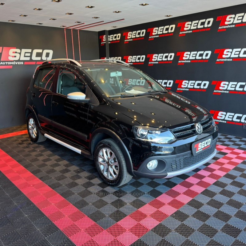 CROSSFOX 1.6 MI FLEX 8V 4P AUTOMATIZADO - 2014 - PASSO FUNDO