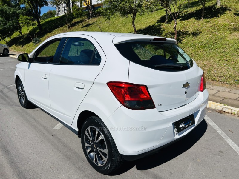 ONIX 1.4 MPFI LT 8V FLEX 4P MANUAL - 2014 - BENTO GONçALVES