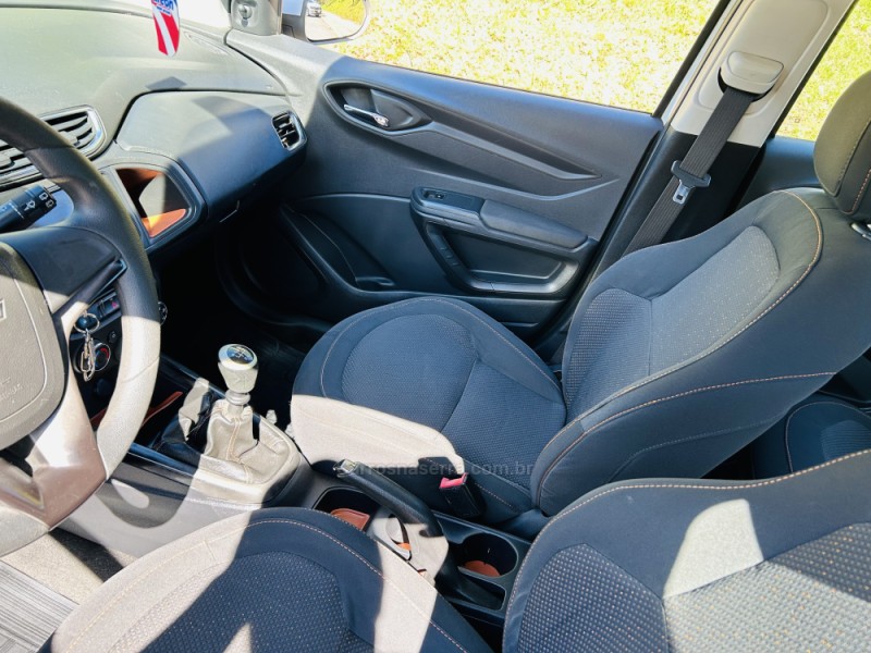 ONIX 1.4 MPFI LT 8V FLEX 4P MANUAL - 2014 - BENTO GONçALVES