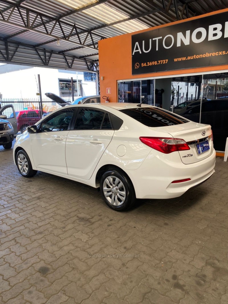 HB20S 1.6 COMFORT PLUS 16V FLEX 4P MANUAL - 2016 - CAXIAS DO SUL