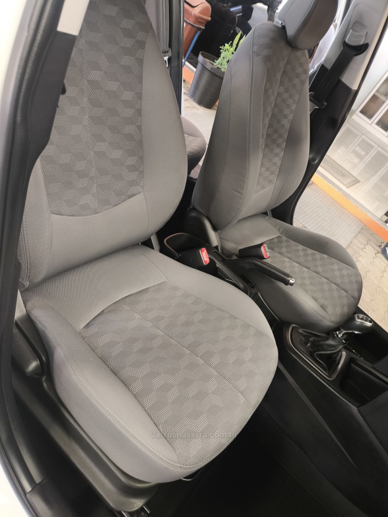 HB20S 1.6 COMFORT PLUS 16V FLEX 4P MANUAL - 2016 - CAXIAS DO SUL