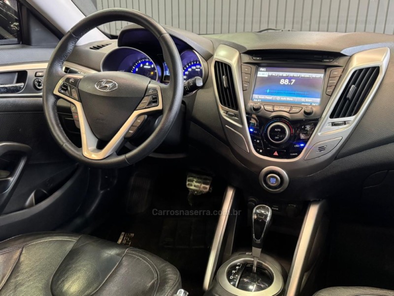 VELOSTER 1.6 16V GASOLINA 3P AUTOMÁTICO - 2013 - DOIS IRMãOS