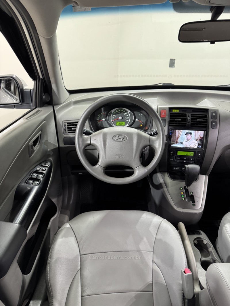 TUCSON 2.0 MPFI GL 16V 142CV 2WD GASOLINA 4P AUTOMÁTICO - 2015 - ENCANTADO
