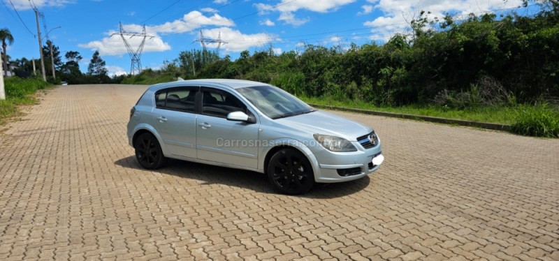 vectra 2.0 mpfi gt hatch 8v flex 4p automatico 2009 ivoti