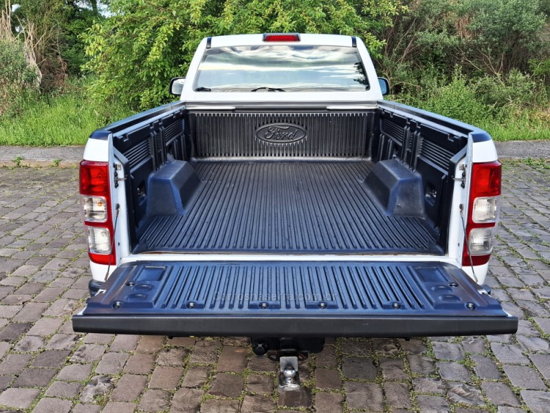 RANGER 2.2 XL 4X4 CS 16V DIESEL 2P MANUAL - 2019 - BENTO GONçALVES