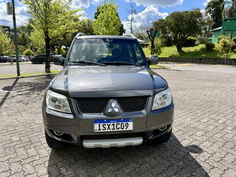 PAJERO TR4 2.0 4X2 16V 140CV FLEX 4P AUTOMÁTICO - 2012 - CAXIAS DO SUL