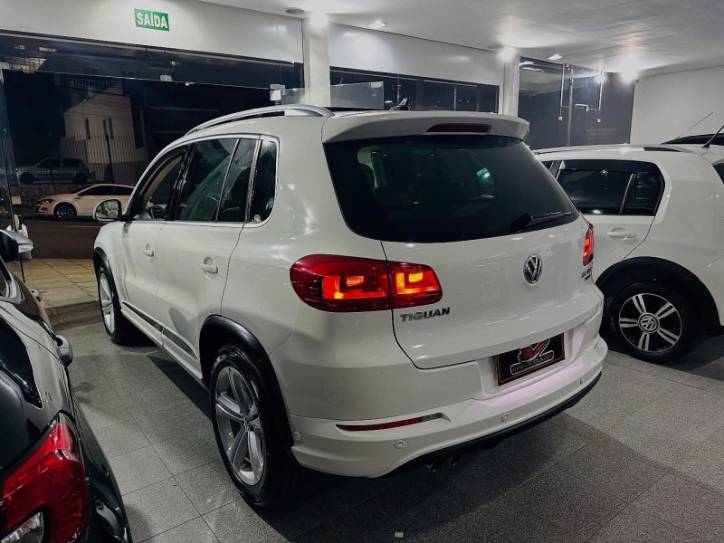 TIGUAN 2.0 TSI R-LINE 16V TURBO GASOLINA 4P TIPTRONIC - 2014 - CAXIAS DO SUL