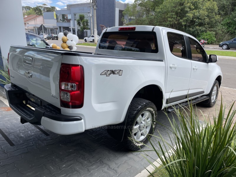 S10 2.8 LT 4X4 CD 16V TURBO DIESEL 4P MANUAL - 2013 - GUAPORé
