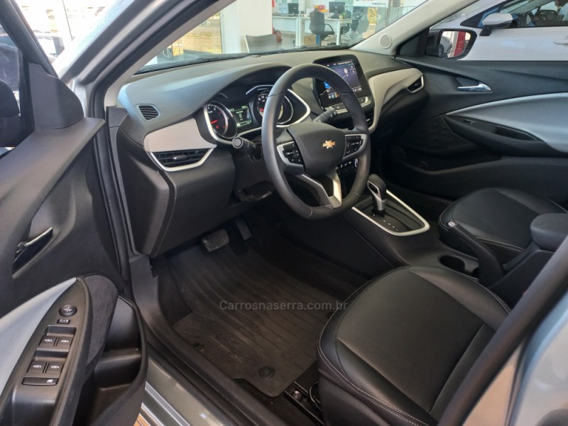 ONIX 1.0 PREMIER II 12V TURBO FLEX 4P AUTOMÁTICO - 2024 - TAQUARA