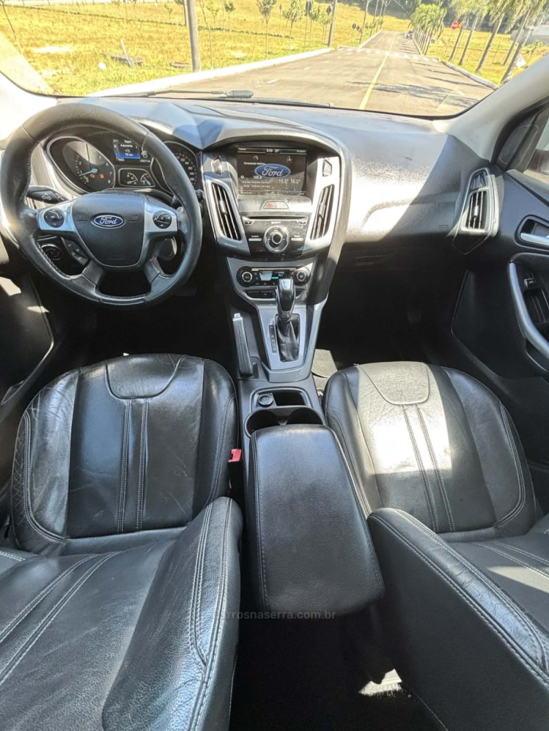 FOCUS 2.0 TITANIUM 16V FLEX 4P AUTOMÁTICO - 2015 - CARLOS BARBOSA