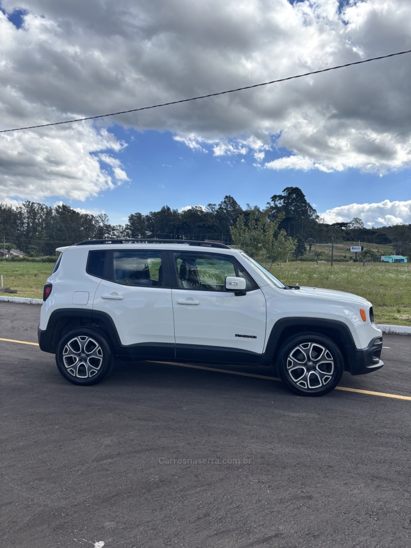 RENEGADE 1.8 16V FLEX LONGITUDE 4P AUTOMÁTICO - 2018 - CARLOS BARBOSA