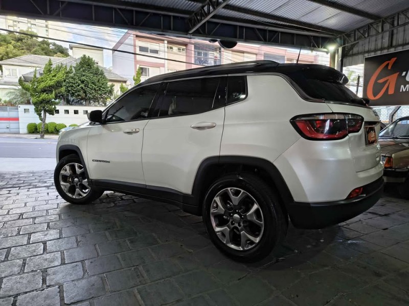 COMPASS 2.0 16V FLEX LIMITED AUTOMÁTICO - 2017 - CAXIAS DO SUL