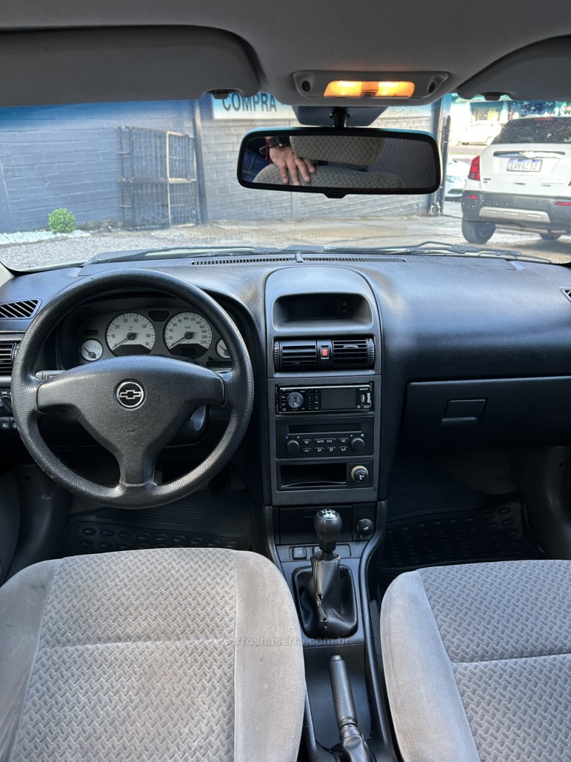 ASTRA 2.0 MPFI CD 8V GASOLINA 4P MANUAL - 2003 - CARAZINHO