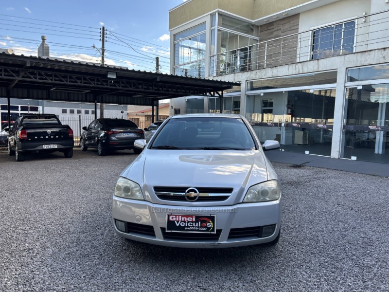 astra 2.0 mpfi cd 8v gasolina 4p manual 2003 carazinho