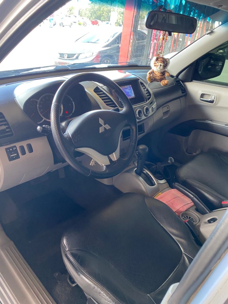 L200 TRITON 3.2 HPE 4X4 CD 16V TURBO INTERCOOLER DIESEL 4P AUTOMÁTICO - 2010 - CAXIAS DO SUL