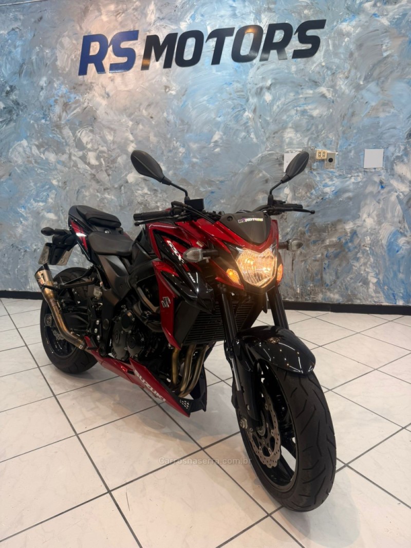 z900 se 2025 caxias do sul