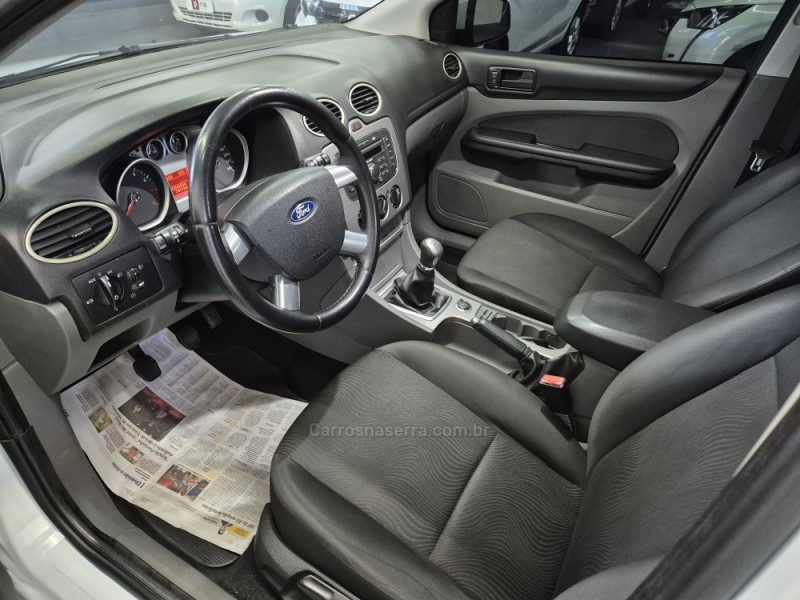 FOCUS 1.6 GLX 16V FLEX 4P MANUAL - 2013 - GARIBALDI