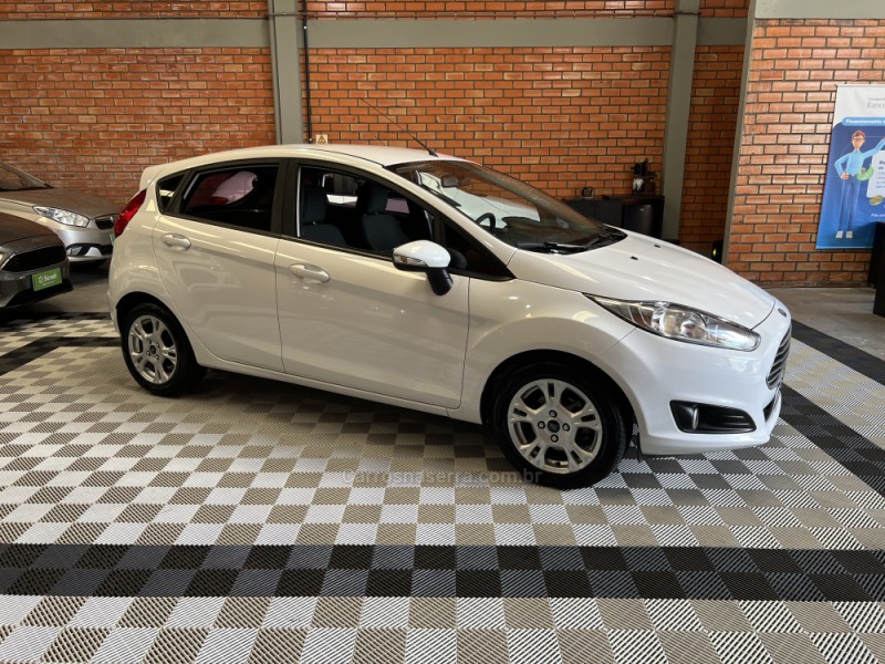 FIESTA 1.6 SE HATCH 16V FLEX 4P MANUAL - 2015 - BENTO GONçALVES
