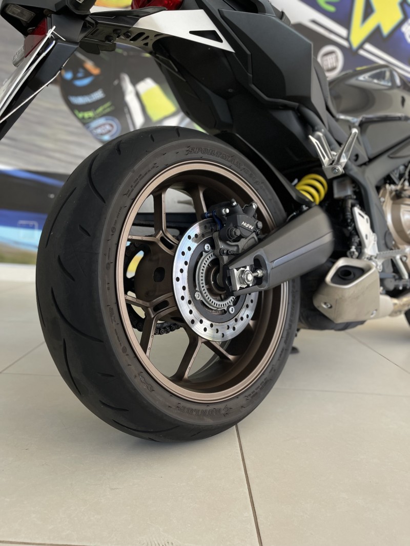 CB 650R  - 2022 - PASSO FUNDO