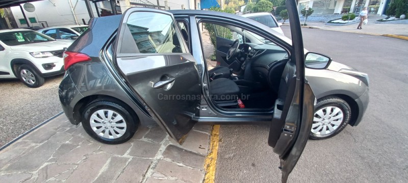 HB20 1.6 COMFORT 16V FLEX 4P MANUAL - 2013 - PICADA CAFé