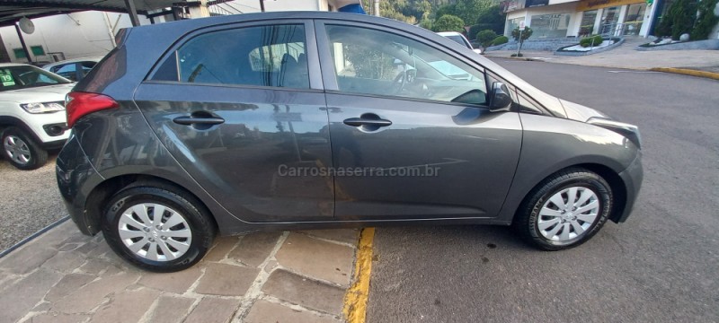HB20 1.6 COMFORT 16V FLEX 4P MANUAL - 2013 - PICADA CAFé