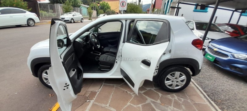 KWID 1.0 12V SCE FLEX ZEN MANUAL - 2020 - PICADA CAFé