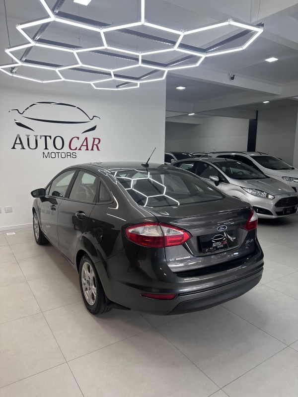 FIESTA 1.6 SE SEDAN 16V FLEX 4P AUTO - 2015 - CAXIAS DO SUL