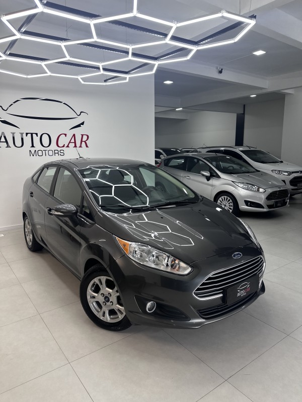 fiesta 1.6 se sedan 16v flex 4p auto 2015 caxias do sul